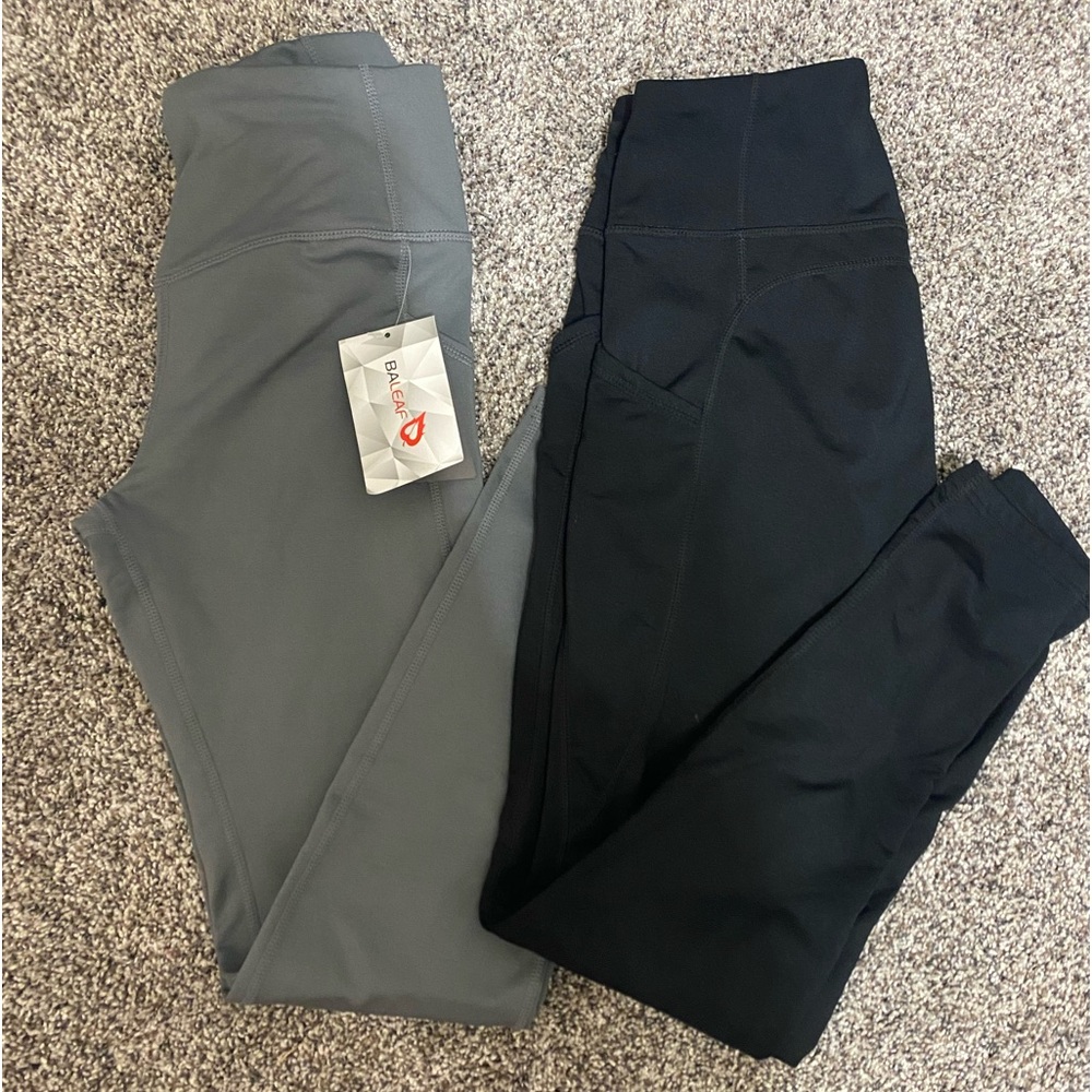 Baleaf Woman's fleece lined leggings